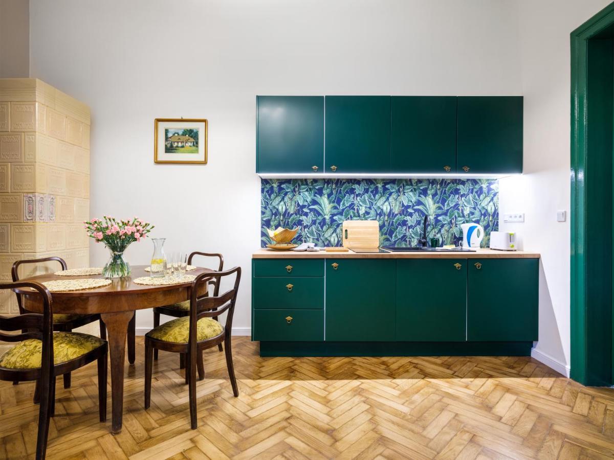 Tyzenhauz Apartments Lobzowska Street Краков Экстерьер фото
